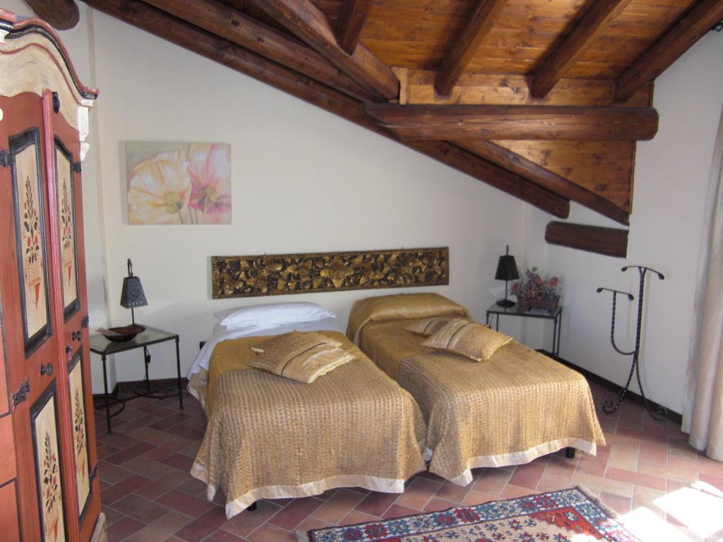 B&B Gira-Sole Cuneo Room photo